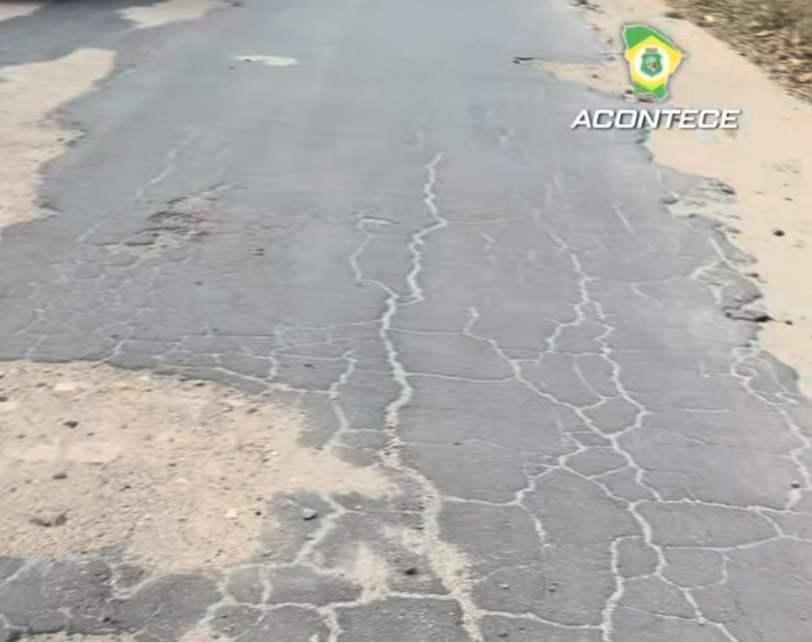 ELMANO (PT) DISSE QUE RECUSOS ESTAVA GARANTIDO PARA ESTRADA DO PIAMARTA EM ITAITINGA; NOSSA EQUIPE DESMENTIU E MOSTROU A REALIDADE