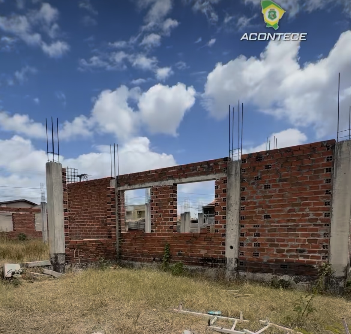ELMANO MENTIROSO, CAMILO MENTIROSO; OBRAS DO CASTELO DE  MÚSICA DO ANCURI SEGUE ABANDONADA PELO GOVERNO DO ESTADO!